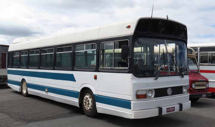 Sandown Leyland National demonstrator CH5525